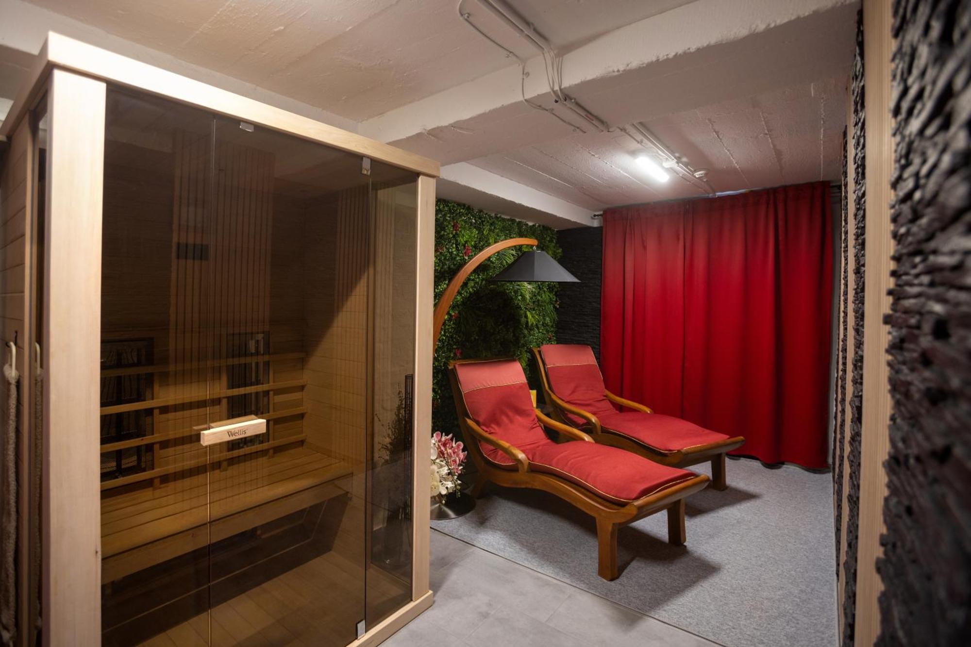 R73 Residences 佩奇 外观 照片